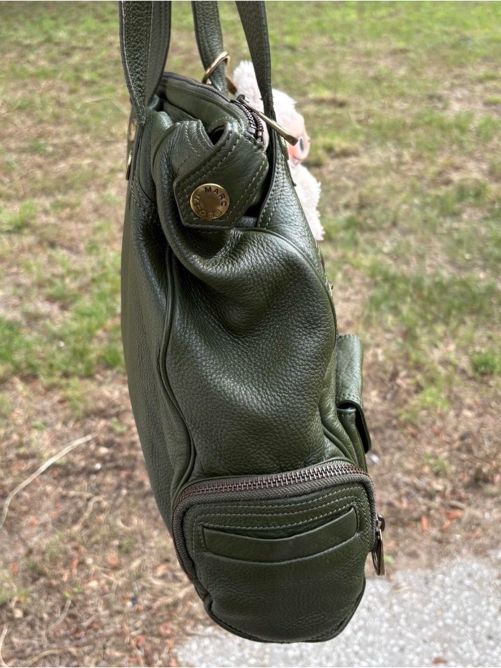 Marc Jacobs Vintage Olive Green Leather Shoulder Bag with Gold Hardware - Picture 3 of 8